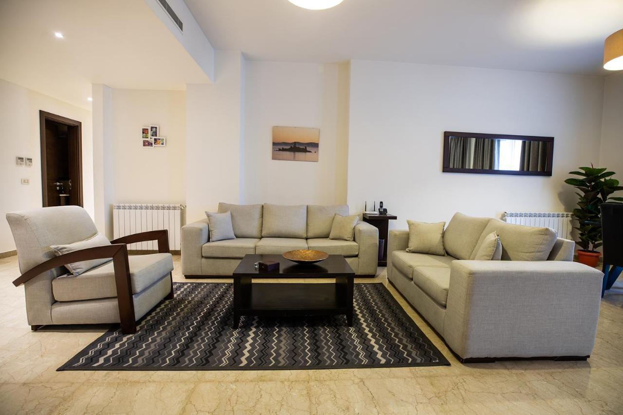Kantari Suites Бейрут Екстериор снимка